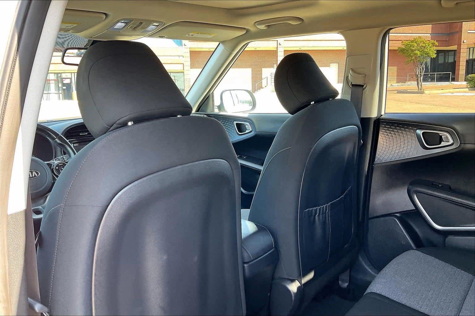 Certified 2021 Kia Soul EX FWD image 11