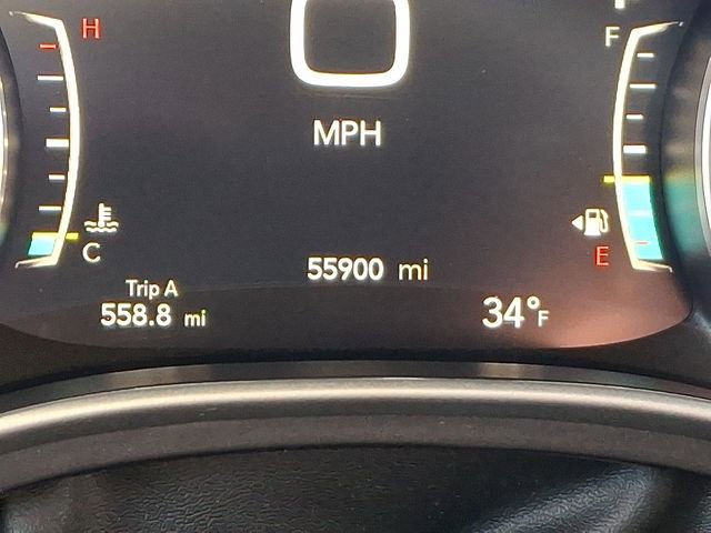 Used 2024 Chrysler Pacifica Touring-L image 20