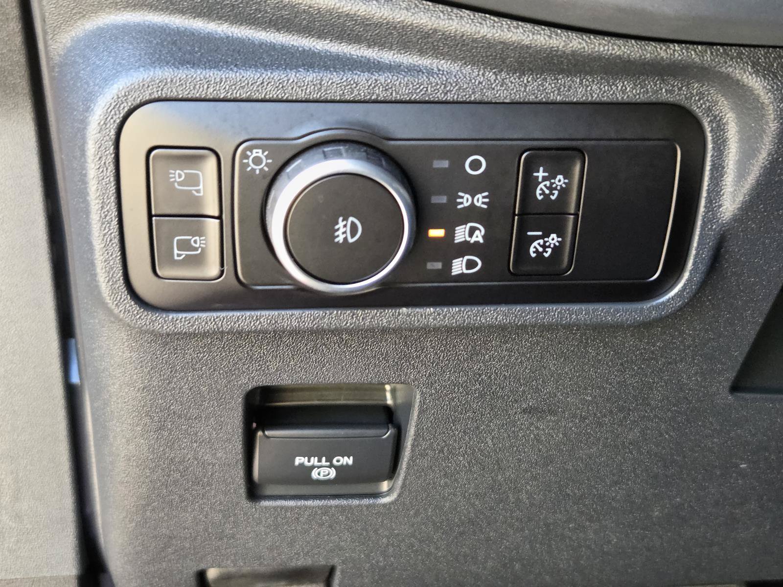 Used 2025 Ford Bronco Badlands AWD/4WD image 18