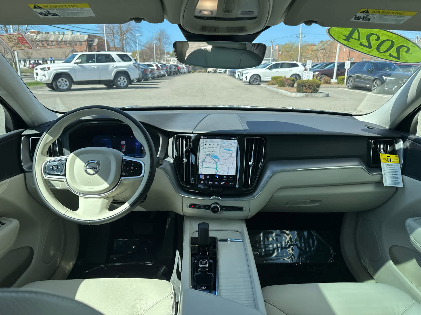 Certified 2024 Volvo XC60 B5 Core AWD/4WD image 25