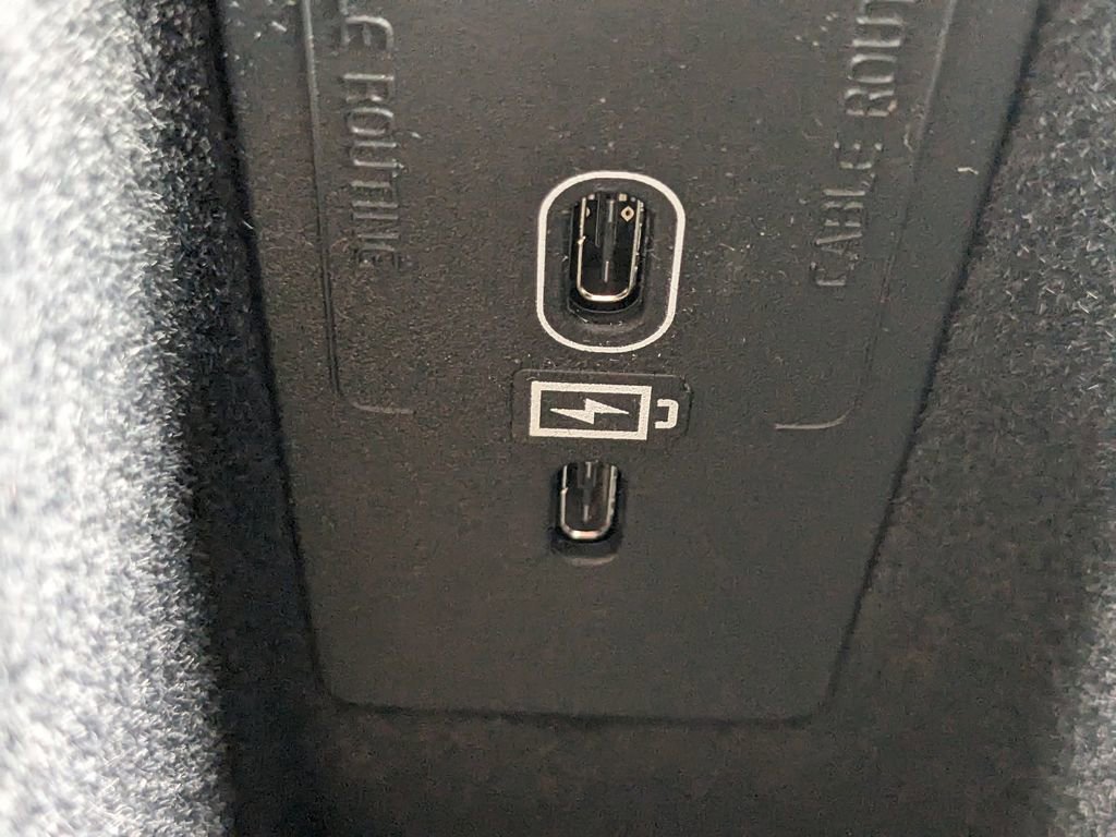 New 2025 Volvo XC60 B5 Plus w/ Protection Package Premier image 25