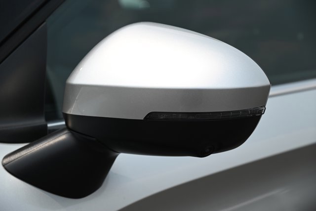 New 2023 Mitsubishi Outlander SEL image 11