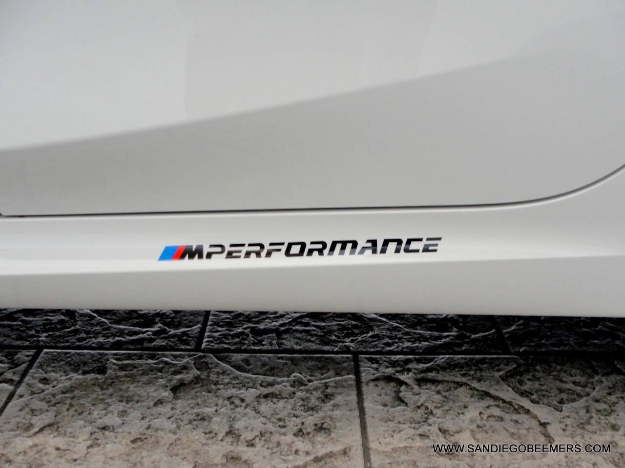 Used 2023 BMW 330i Sedan w/ M Sport Package RWD image 4