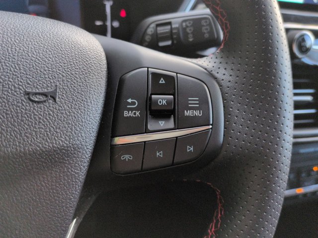 Used 2025 Ford Escape ST-Line Select AWD/4WD image 24