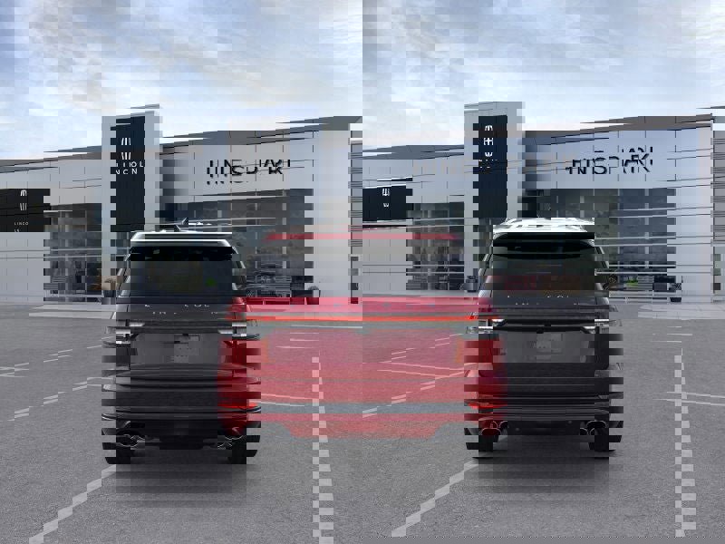 New 2026 Lincoln Aviator Reserve image 5