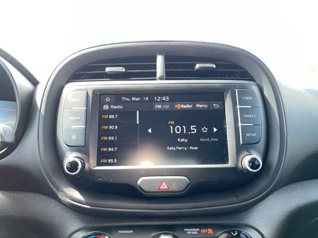 Used 2024 Kia Soul LX w/ Option Group 015 FWD image 16