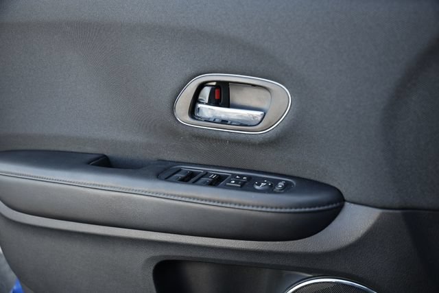 Used 2021 Honda HR-V EX image 14