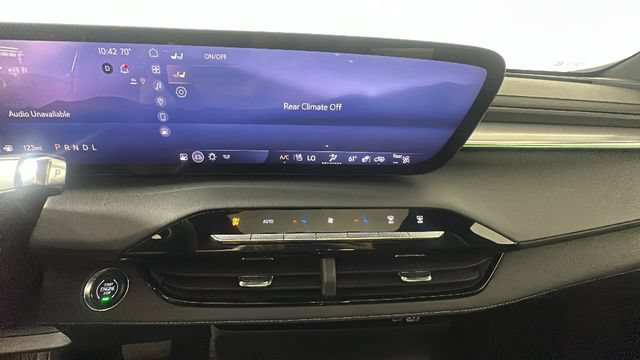 Used 2025 Buick Enclave Avenir w/ Trailering Package, 5000 lbs. FWD image 25