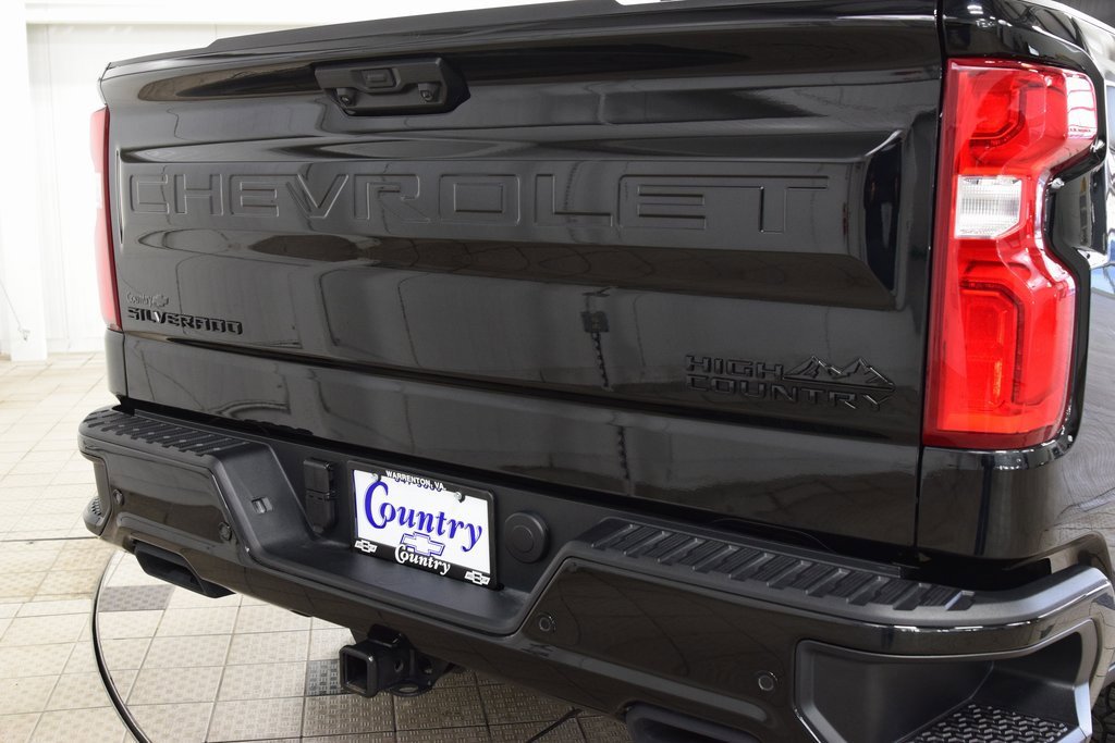 Used 2025 Chevrolet Silverado 1500 High Country w/ Midnight Edition image 21
