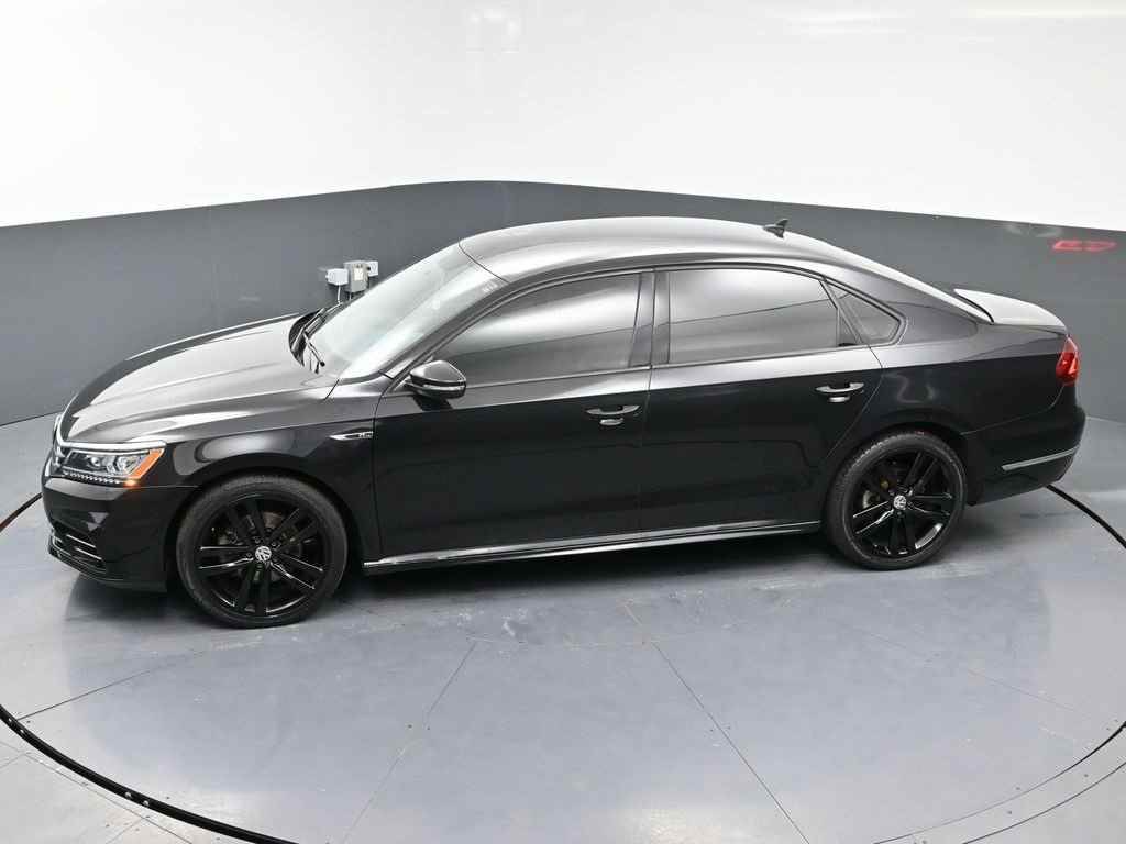 Used 2018 Volkswagen Passat 2.0T S image 42