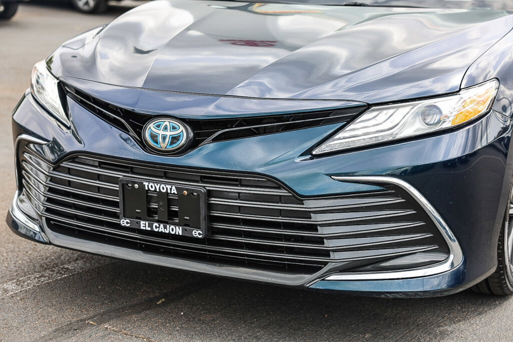 Certified 2021 Toyota Camry XLE w/ Navigation Upgrade Package FWD image 22