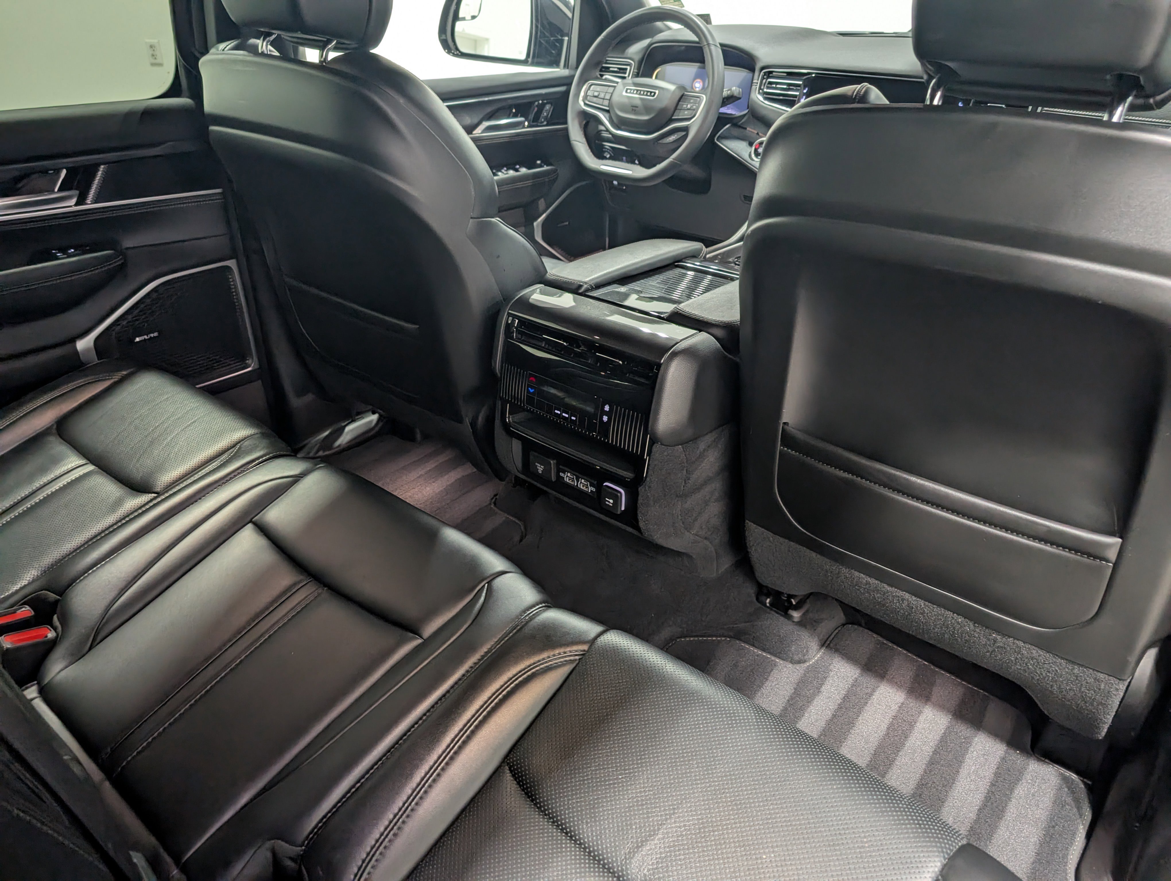 Used 2022 Jeep Wagoneer Series I image 21