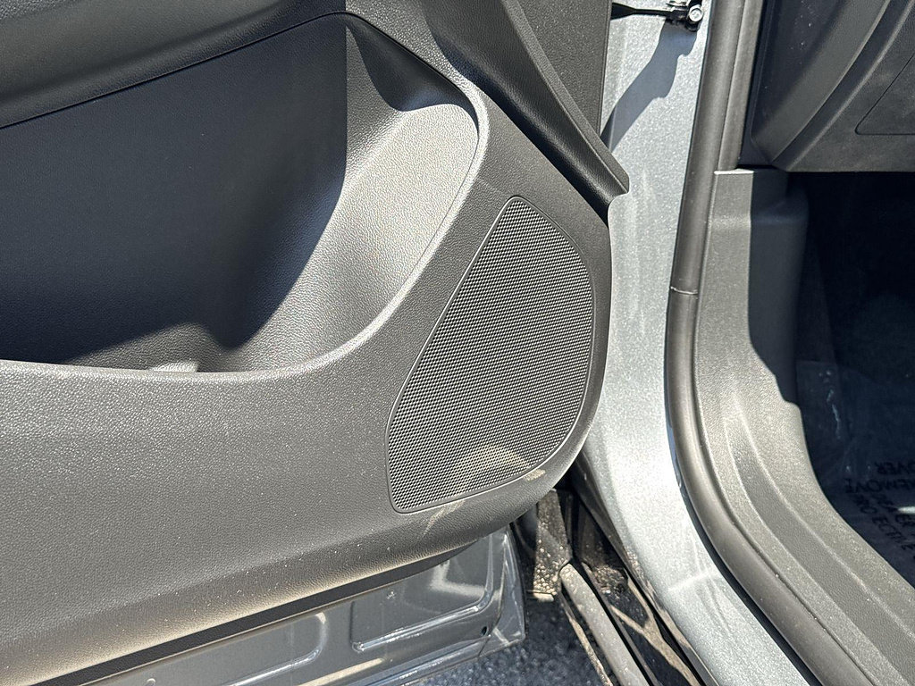 New 2026 Buick Envista Sport Touring FWD image 19