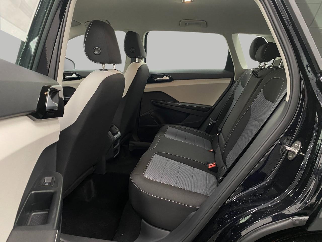 New 2026 Volkswagen Taos S AWD/4WD image 25