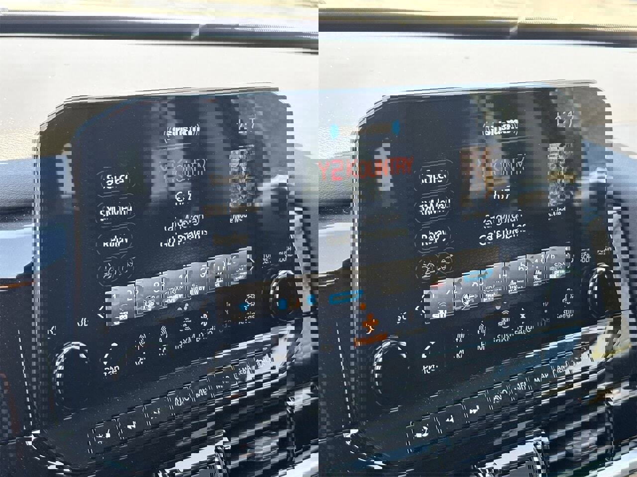 New 2025 Nissan Pathfinder Platinum w/ Cargo Package image 25