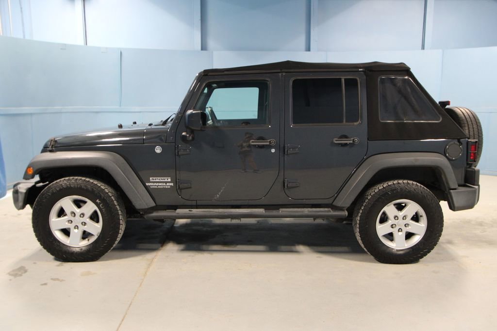 Used 2017 Jeep Wrangler Unlimited Sport w/ Quick Order Package 23S AWD/4WD image 21