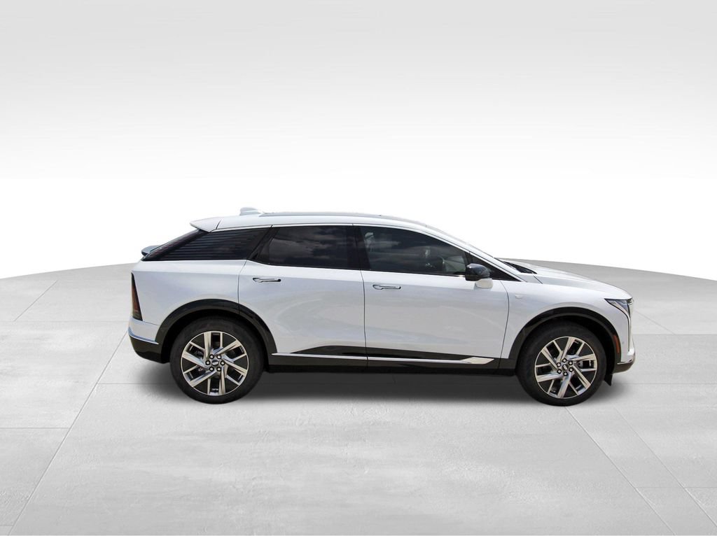 New 2027 Cadillac Optiq Luxury AWD/4WD image 5