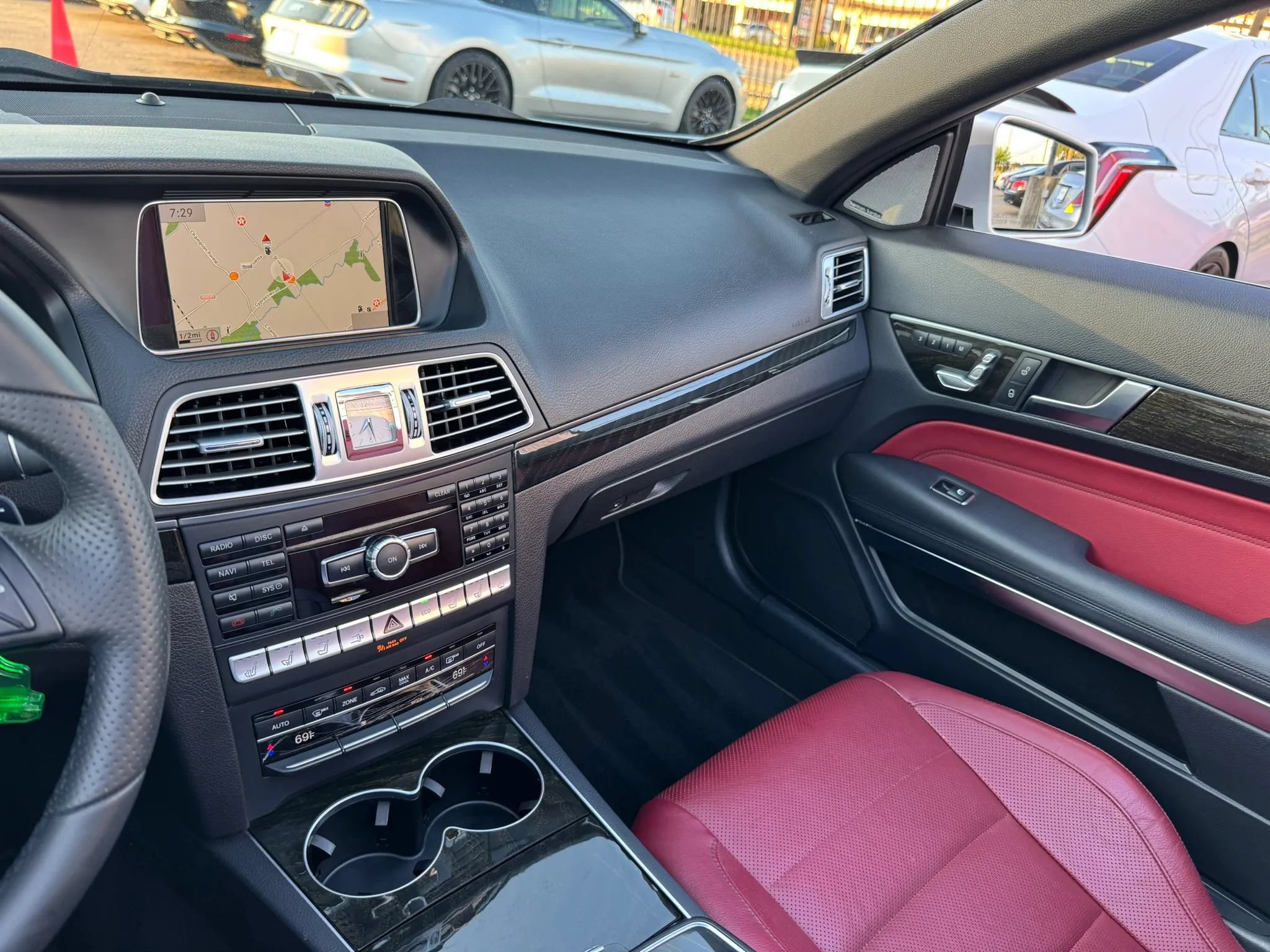 Used 2015 Mercedes-Benz E 400 Cabriolet image 37