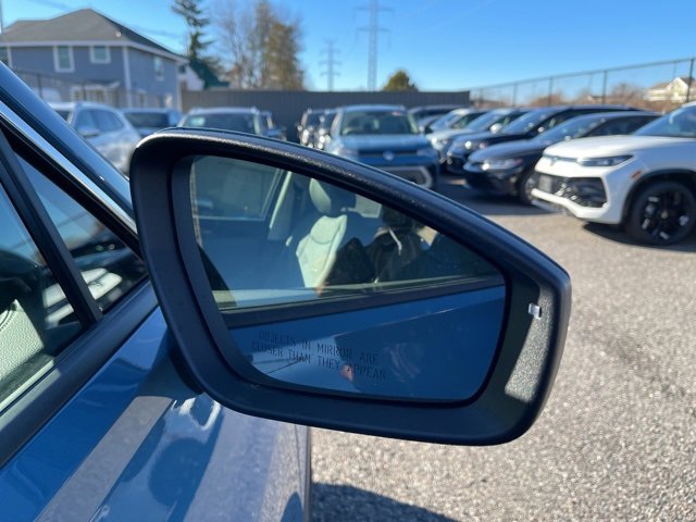 New 2026 Volkswagen Tiguan SE image 7