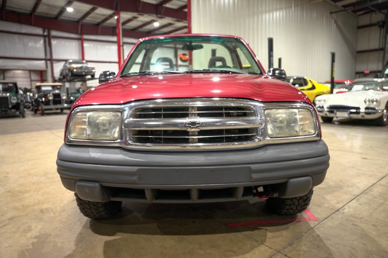 Used 1999 Chevrolet Tracker 2WD Convertible w/ Preferred Equipment Group 2 image 28