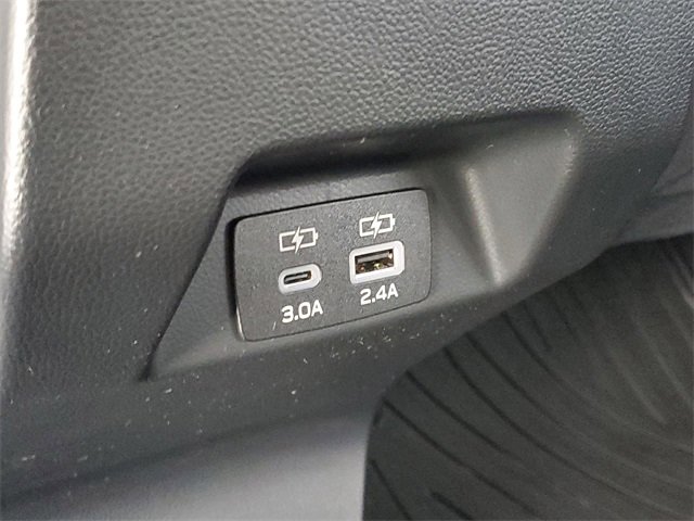 Certified 2025 Subaru Crosstrek 2.0i Premium image 11