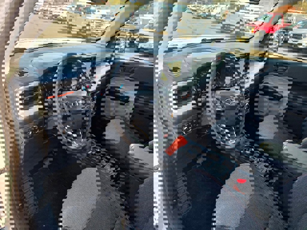 Used 2024 Ford Maverick XLT image 10