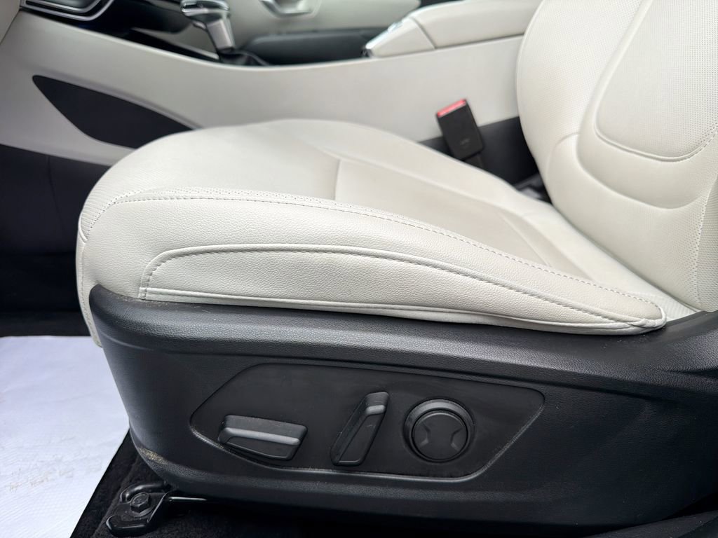 Certified 2023 Hyundai Tucson SEL w/ Convenience Package image 16