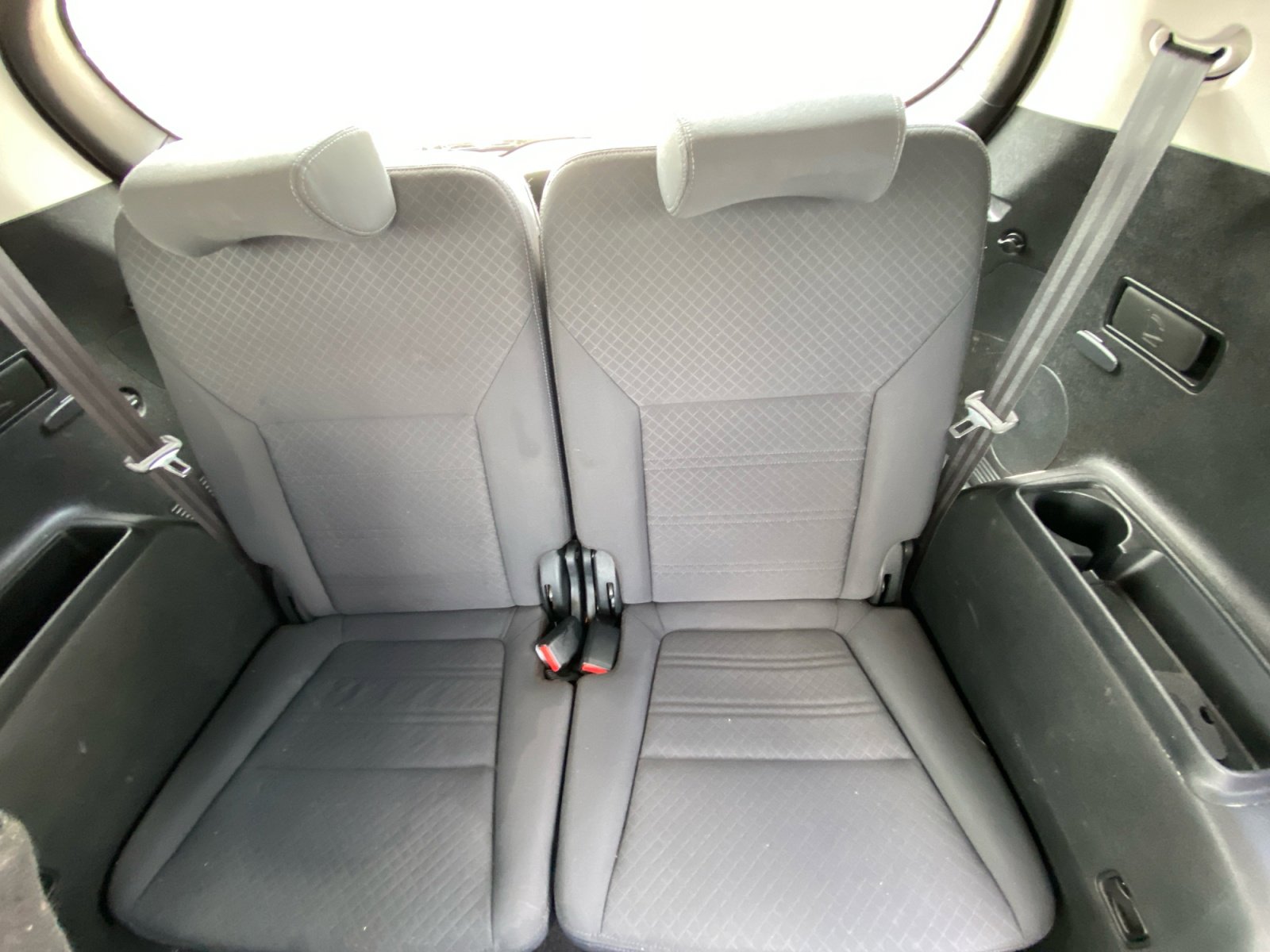 Used 2018 Kia Sorento LX image 25