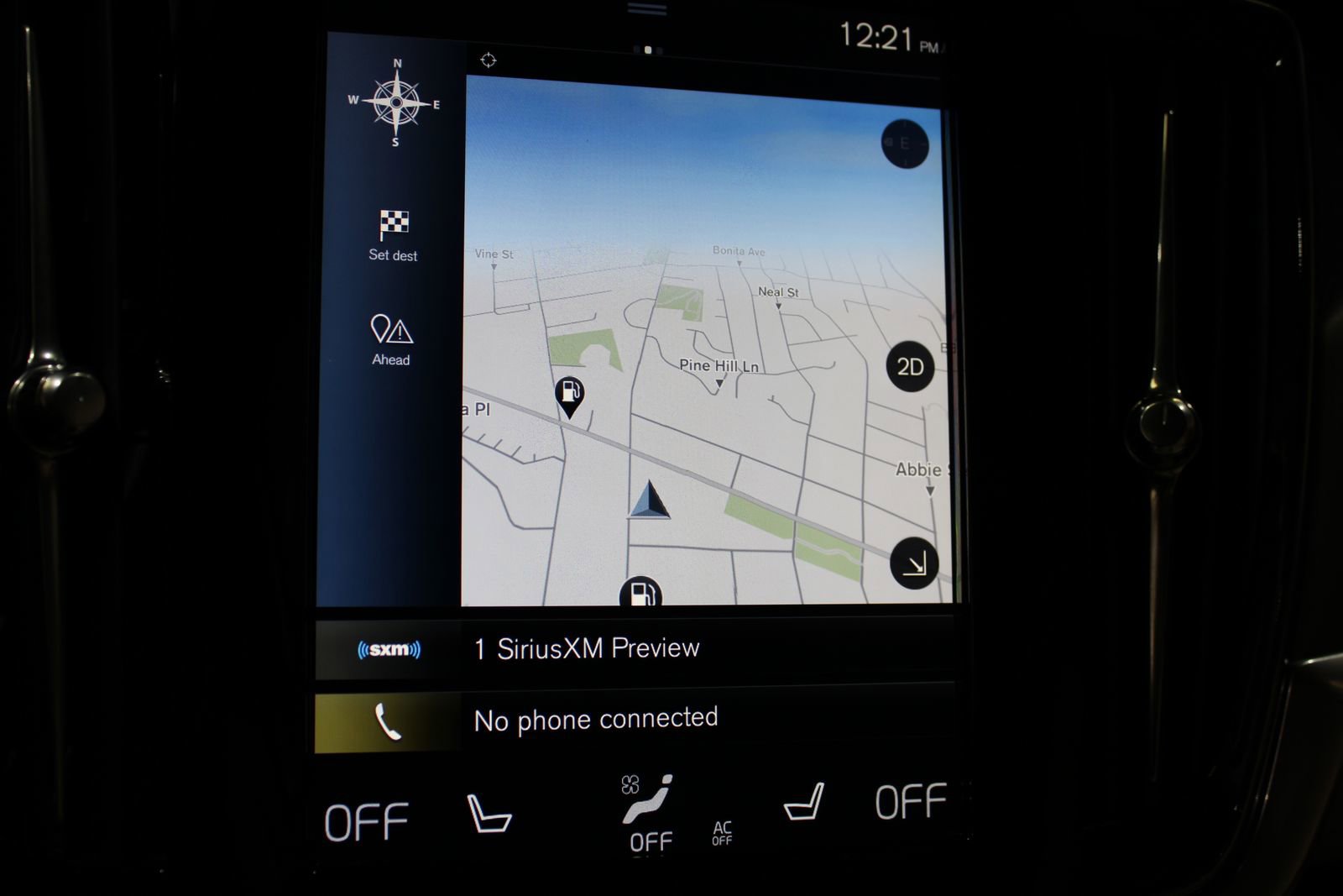 Used 2017 Volvo S90 T6 Momentum w/ Vision Package image 29