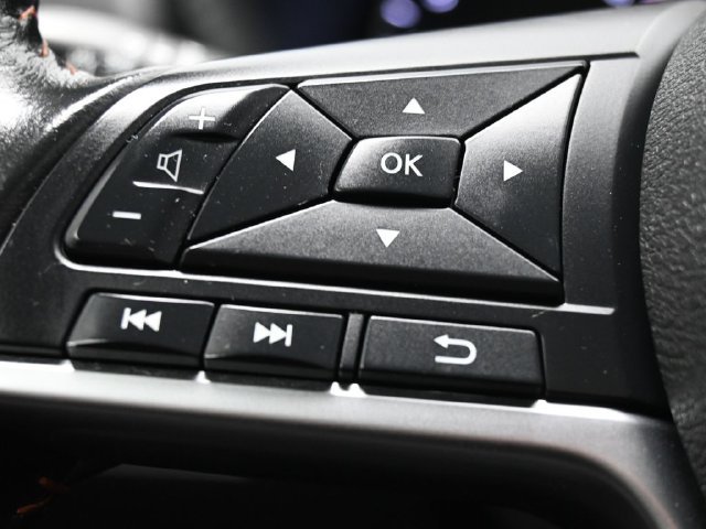 Used 2023 Nissan Sentra SR FWD image 24