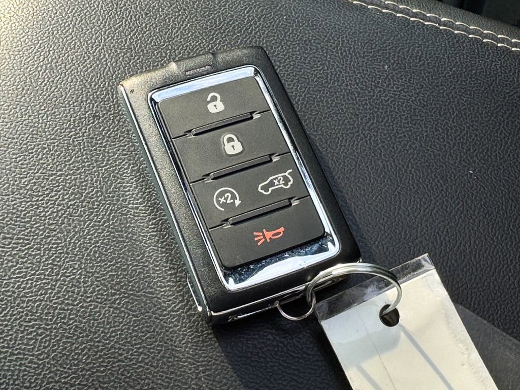 Used 2023 Jeep Grand Cherokee Altitude AWD/4WD image 33