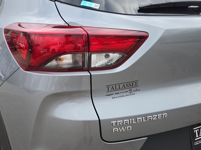 Used 2025 Chevrolet TrailBlazer LT image 8
