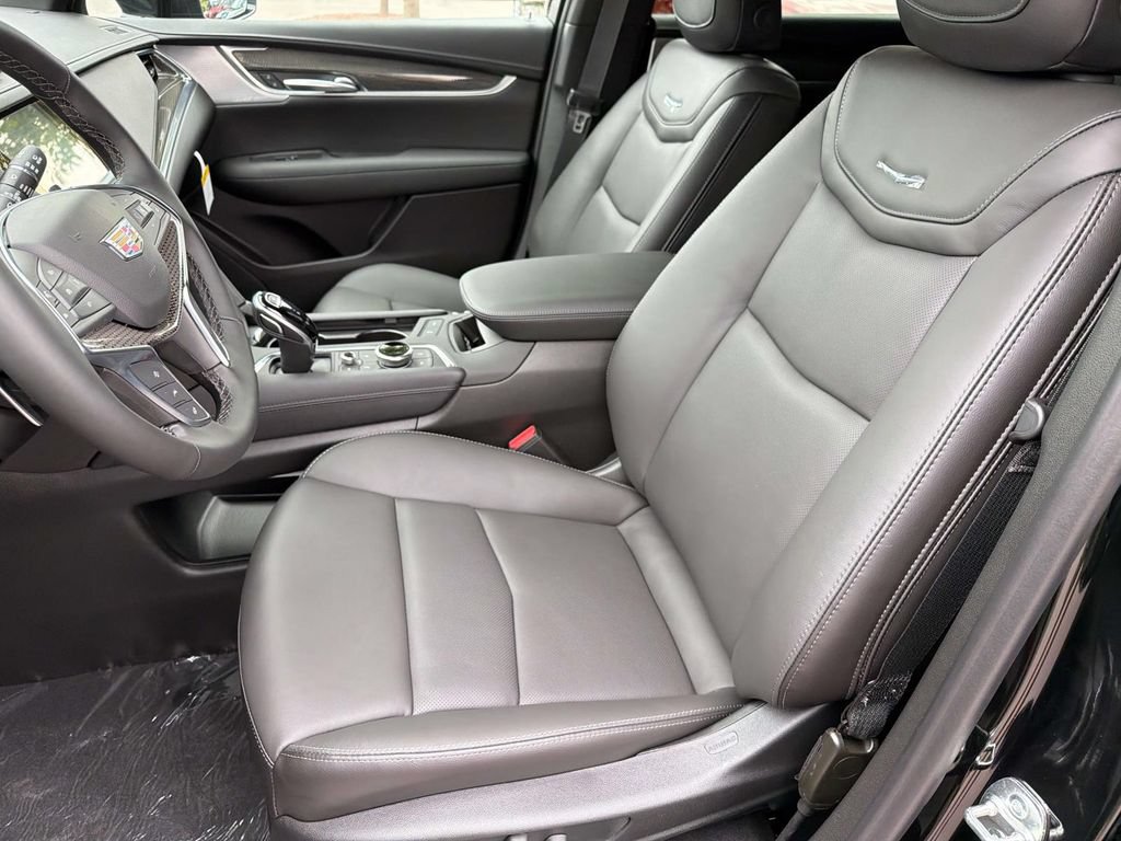 New 2026 Cadillac XT5 Sportv AWD/4WD image 24