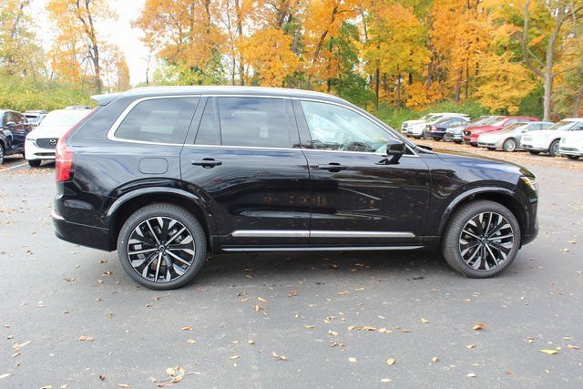 New 2026 Volvo XC90 B6 Plus w/ Protection Package Premier AWD/4WD image 2