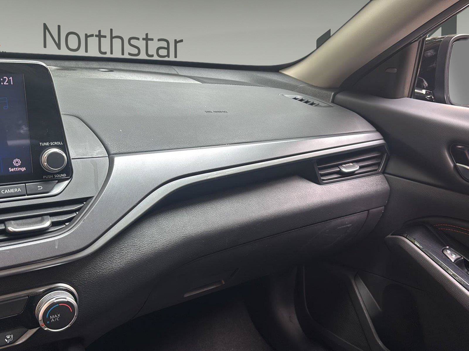 Used 2023 Nissan Altima 2.5 SR FWD image 21