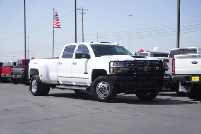 Used 2019 Chevrolet Silverado 3500 High Country w/ Duramax Plus Package image 2