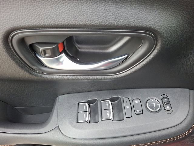Used 2023 Honda HR-V Sport image 13