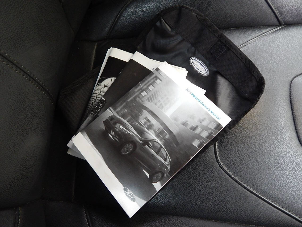 Used 2015 Ford Focus SE w/ Equipment Group 201A image 22