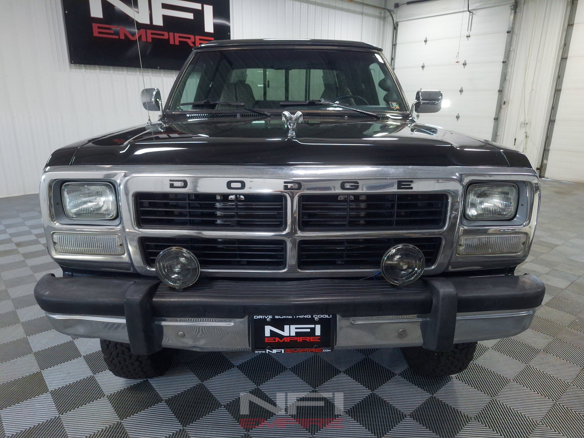 Used 1993 Dodge D/W Truck 250 AWD/4WD image 4