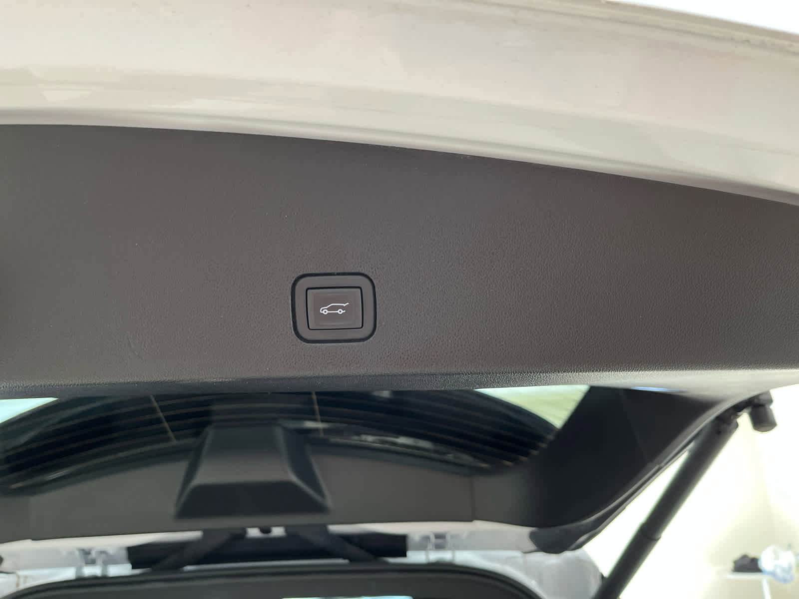 Used 2024 Cadillac XT6 Premium Luxury w/ LPO, Floor Liner Package image 11