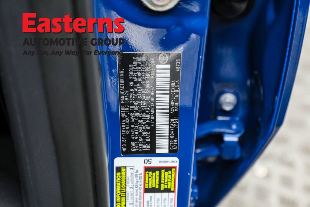 Used 2025 Toyota Camry LE w/ Convenience Package image 32