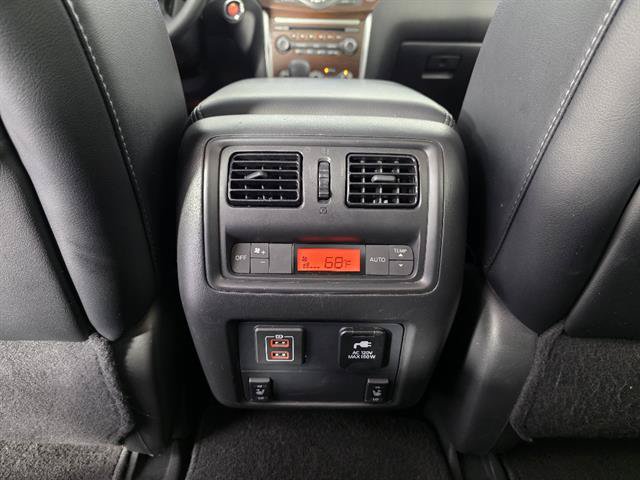 Used 2018 Nissan Pathfinder Platinum AWD/4WD image 52