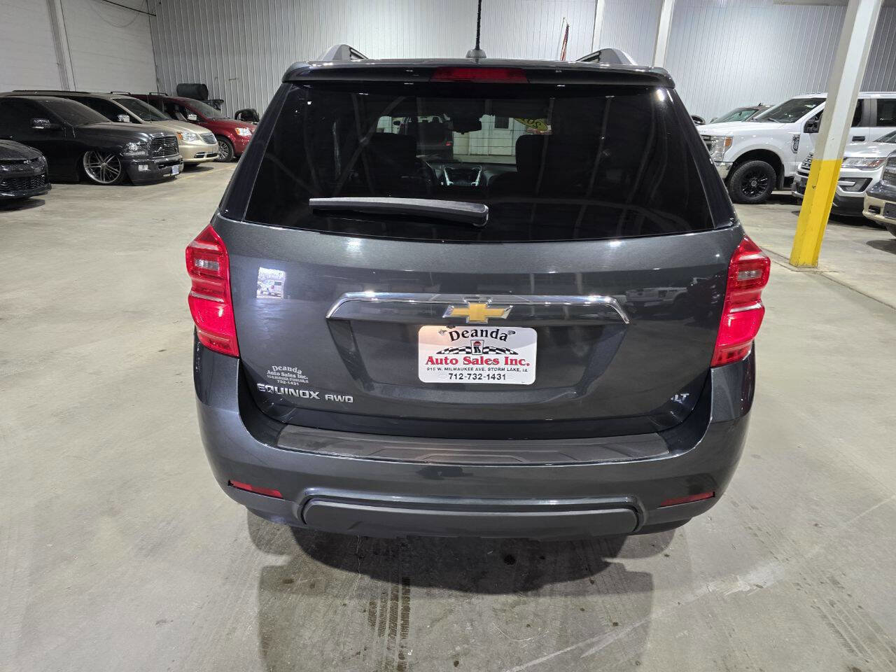 Used 2017 Chevrolet Equinox LT w/ Convenience Package AWD/4WD image 10