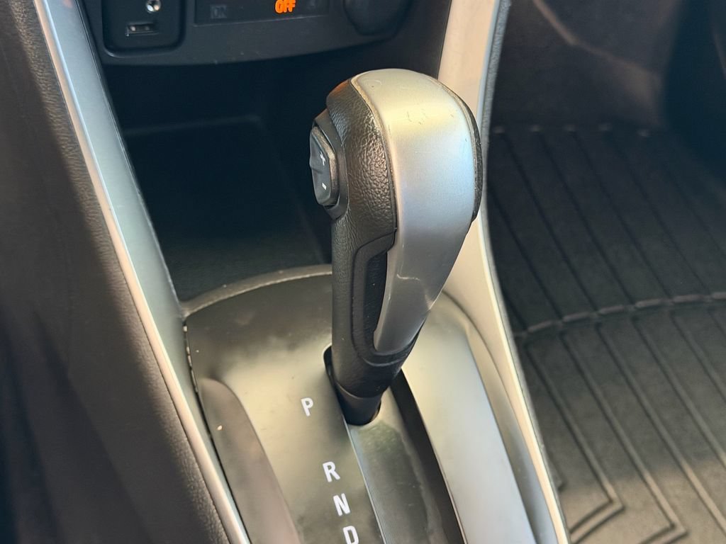 Used 2020 Chevrolet Trax LT w/ LT Convenience Package FWD image 20