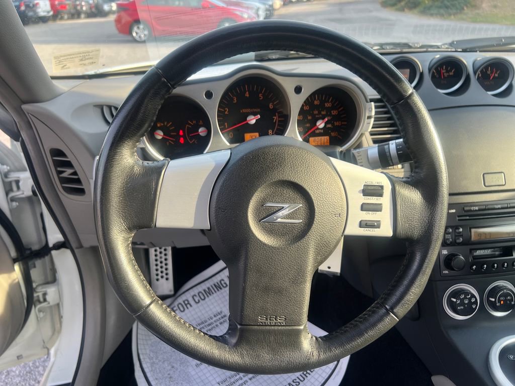 Used 2004 Nissan 350Z Touring w/ Aerodynamics Pkg image 15