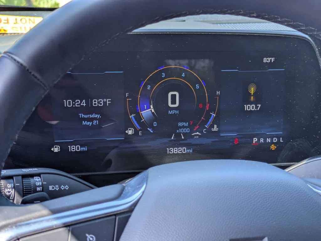 Used 2025 Chevrolet Equinox LT FWD image 19