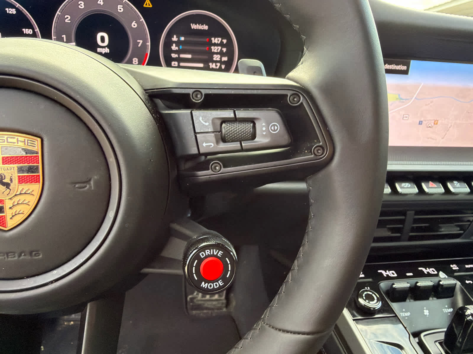 Certified 2025 Porsche 911 Carrera RWD image 21