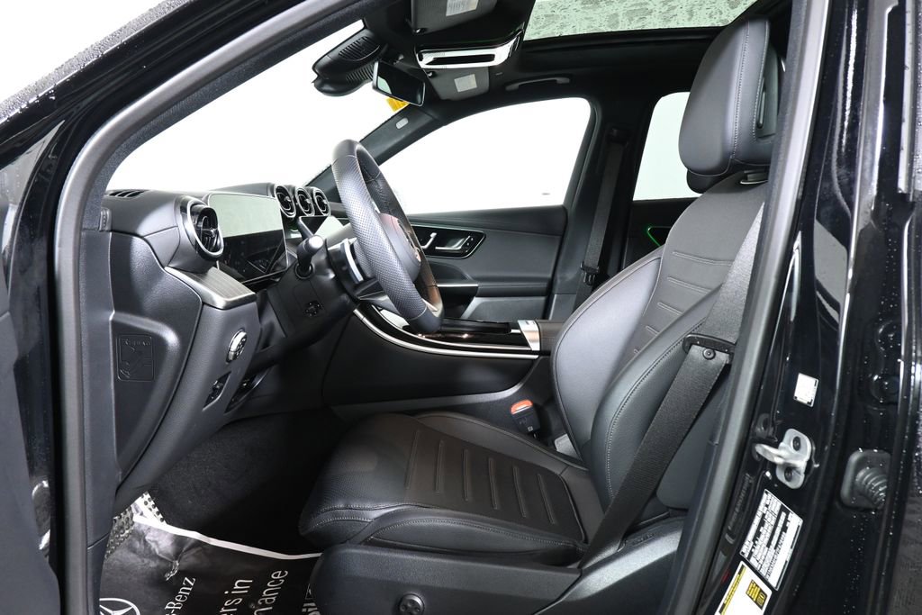 Certified 2026 Mercedes-Benz GLC 300 4MATIC image 3