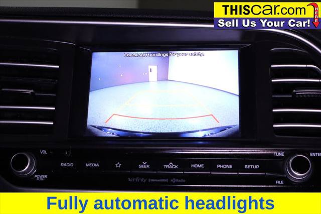 Used 2020 Hyundai Elantra Limited w/ Cargo Package (C1) FWD image 18