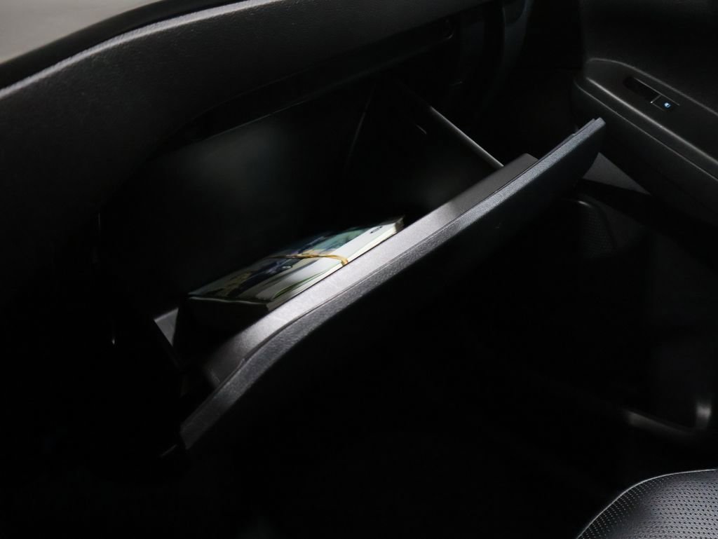 Used 2022 Ford Escape Titanium image 37